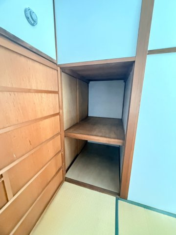 旭が丘３丁目貸家Sの収納