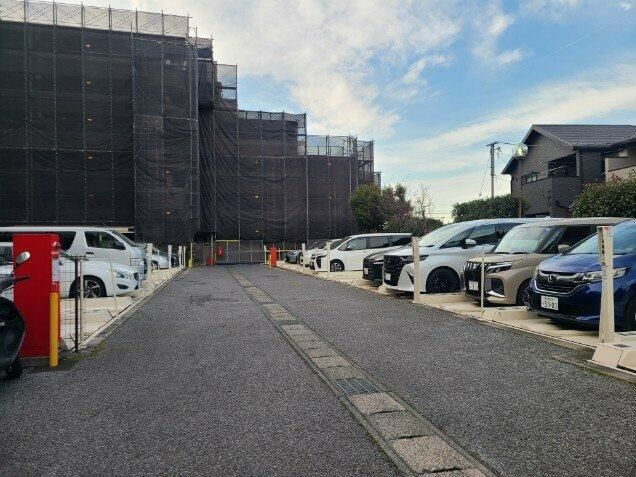 シャリエ船橋夏見台の駐車場
