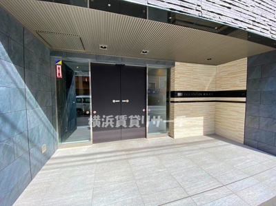 【エントランス】 | ガーラ・ステーション横浜反町