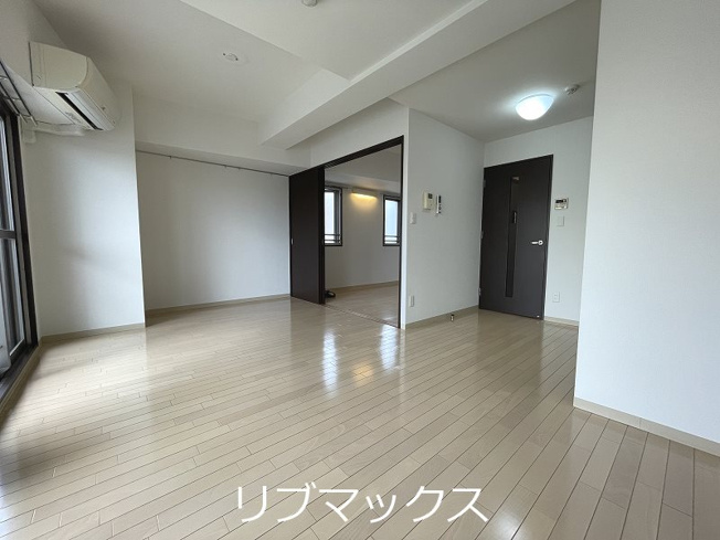 【居間・リビング】