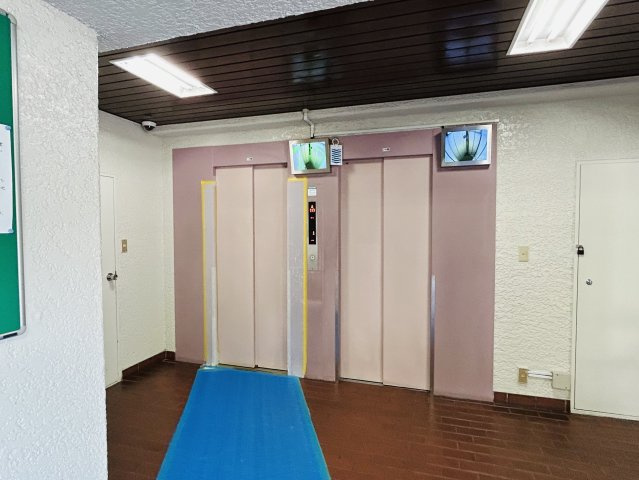 利便性と生活施設が揃う住みやすさ◎横浜都心を生活圏にする快適ロケーション♪この７階の開放感は今後抜け出せない悪魔的要素で困っちゃう！！ぜひ、現地で体感してみて！な、『横浜スカイハイツ』リノベーションのその他共用部分