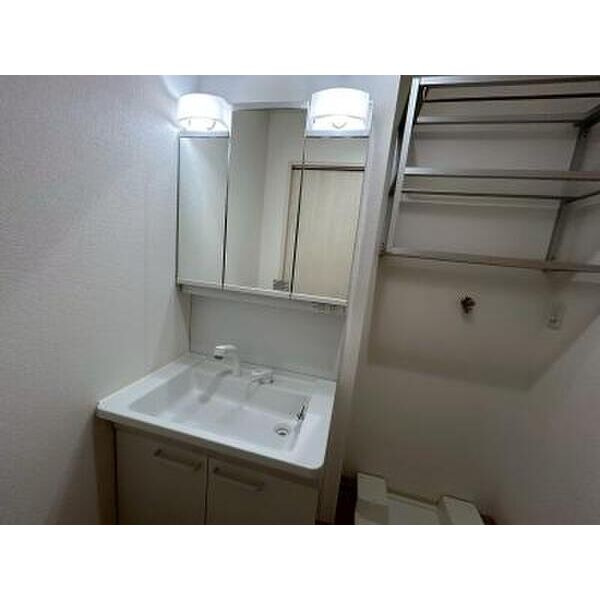 クリエオーレ中茶屋の洗面所|クリエオーレ中茶屋　洗面所