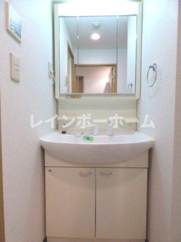 【仲介手数料：50％OFF】対象物件！の独立洗面台