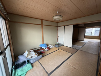 【和室】 | 紫野中柏野町 | ３F和室。襖を開ければひと繋がりです。