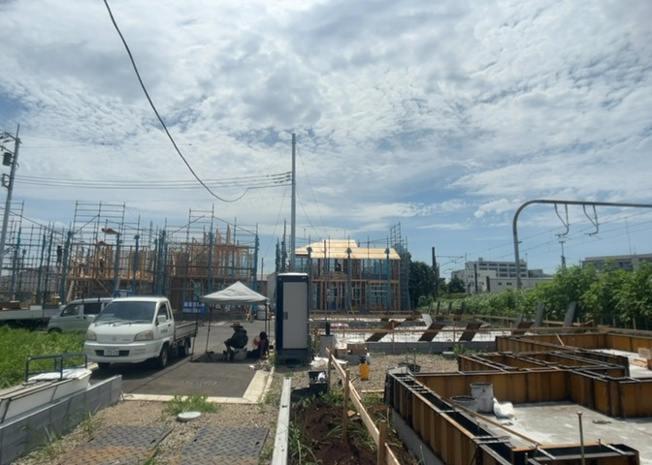 【展望】 | 小宮町新築戸建 | 眺望を気にして物件を探す場合、前面に建物が建っていないか現地で確認しましょう！前面に建物があると景色はもちろん、日当たりや風通しにも影響が出てきます。住んだ時のことを想像しながら現地見学をしましょう。