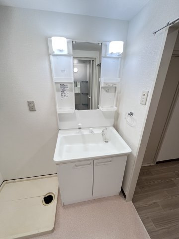 大阪市都島区片町１丁目の賃貸マンションの独立洗面台