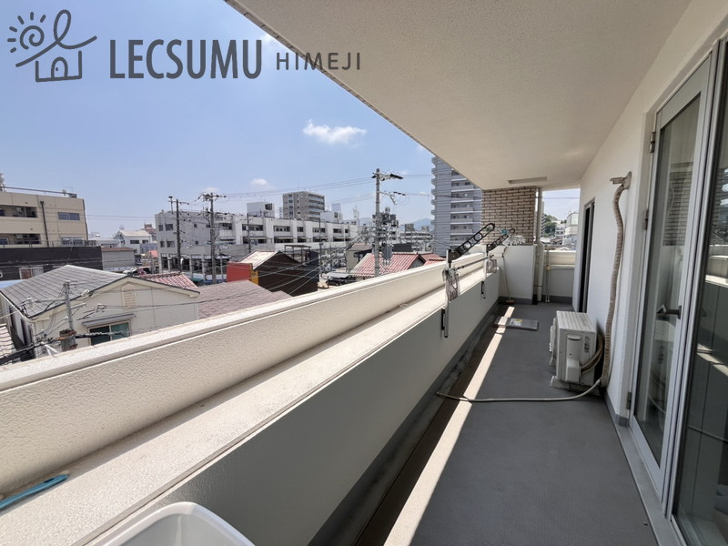 グラジオ元町プレミアムのバルコニー