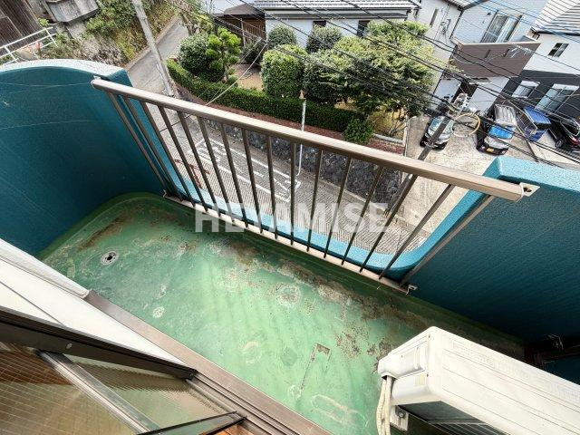 エクセル東長崎のバルコニー