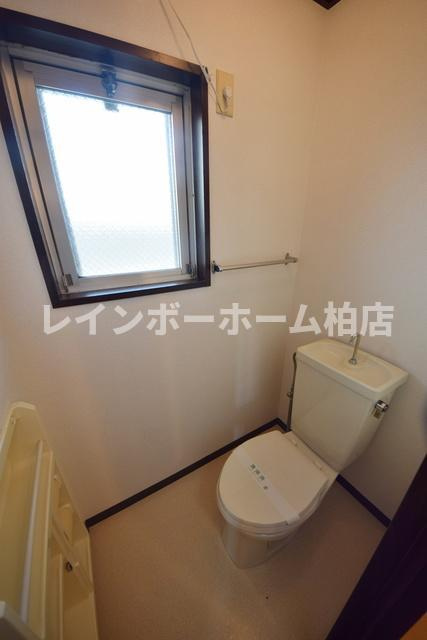 特典：仲介手数料が無料です!!のトイレ