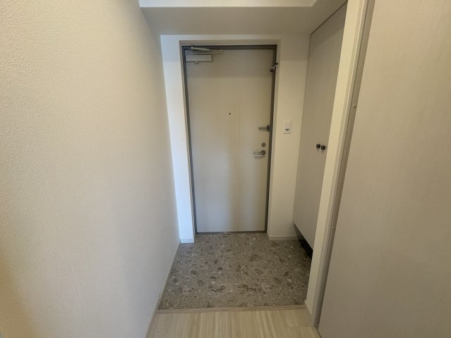 Fortuney江坂Ⅱの玄関