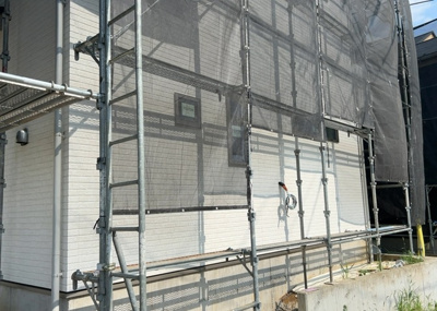 【内装】 | 長房町新築戸建 | 建物建築の外壁の主流となっているサイディング仕様は、板を外壁に貼り合わせる施工方法です。金属系・木質系・窯業系があり、断熱性や耐用性などが異なります。外壁の色やデザインなど詳細は現地でご確認ください。