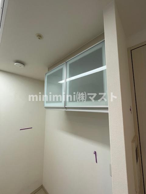 大阪市中央区安土町１丁目の賃貸マンションの内装
