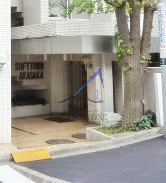 ソフトタウン赤坂のエントランス|エントランスです。