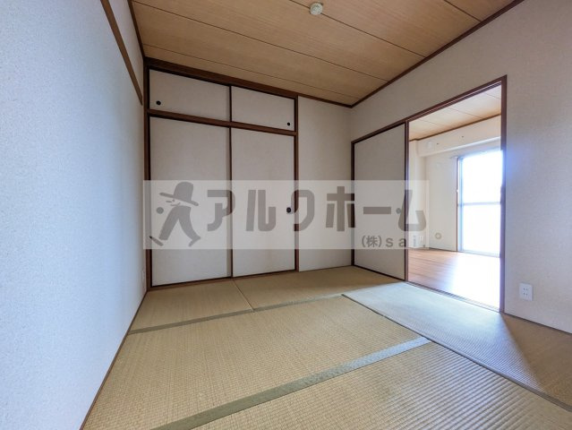 メゾン上市の和室