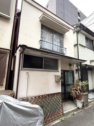 古屋付売地です。