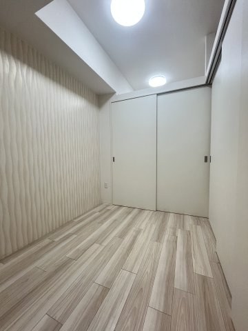 【洋室】セレニテ本町東リアン 
