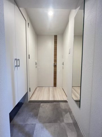 【玄関】セレニテ本町東リアン 