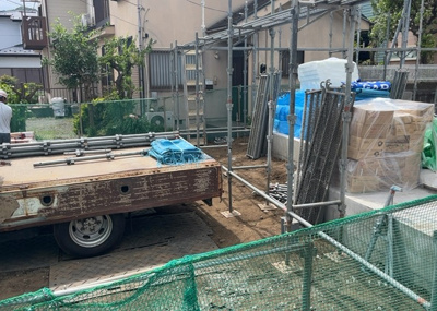 【庭】 | 水郷田名新築戸建 | 庭のある家に住むことのメリットとして、子どもたちの遊び場を確保できること、ガーデニングや家庭菜園を楽しめること、明るさを確保できることがあります。また、配置を工夫することでプライバシーが確保できます。