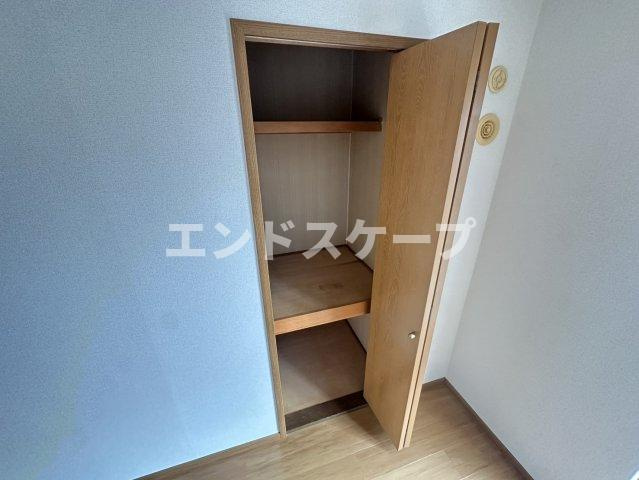 メープルアベニュー　Ｃの収納|高崎、前橋のお部屋探しはエンドスケープまで！お客様の理想お聞かせ下さい♪