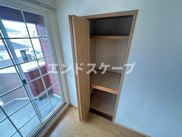 メープルアベニュー　Ｃの収納|高崎、前橋のお部屋探しはエンドスケープまで！お客様の理想お聞かせ下さい♪
