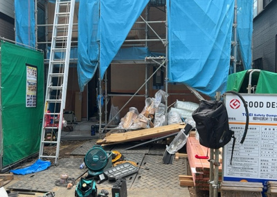 【外観】 | 淵野辺本町新築戸建 | 物件の詳細については、現地を見てわかること以外に、役所や法務局などで調べないとわからないことがあります。そのため、現地に行く場合は、もしこの物件を買ったらどのような生活ができるかをイメージしましょう。