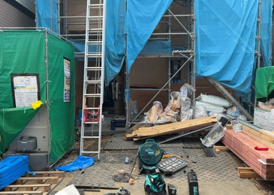 【庭】 | 淵野辺本町新築戸建 | 家族でのBBQを行うのであれば3坪程度の広さがあればよいでしょう。ガーデニングや家庭菜園を楽しむ際は、手入れが行き届く範囲にすると安心です。また、庭のある方角や接道が気になる方は事前に確認しましょう。