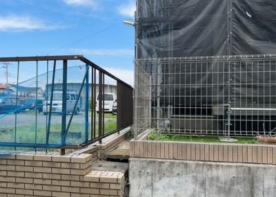 【展望】 | 淵野辺本町新築戸建 | 眺望を気にして物件を探す場合、前面に建物が建っていないか現地で確認しましょう！前面に建物があると景色はもちろん、日当たりや風通しにも影響が出てきます。住んだ時のことを想像しながら現地見学をしましょう。