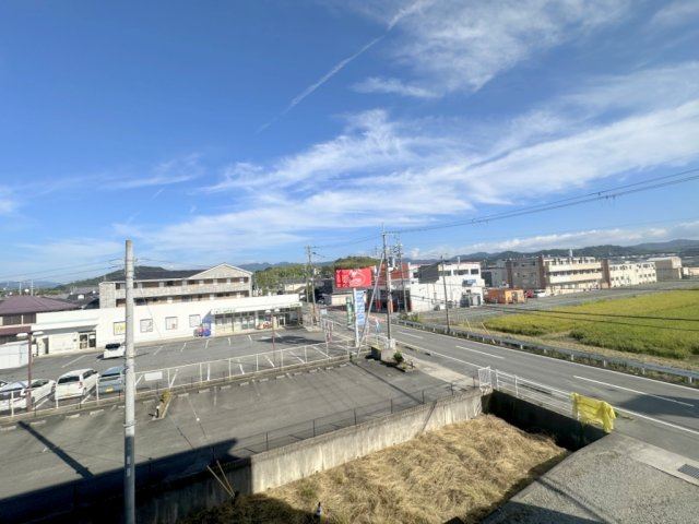 ベルサス坊城の展望