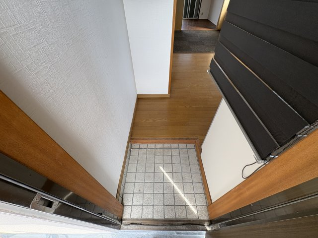 コーポ北村の玄関