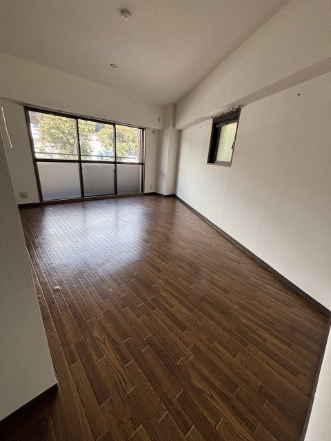 芦屋市浜町の賃貸マンションの居間・リビング