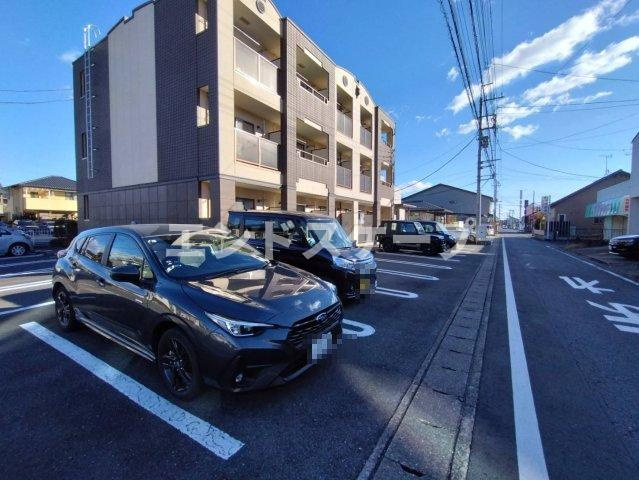 グロウステイトＷの駐車場|高崎、前橋のお部屋探しはエンドスケープまで！お客様の理想お聞かせ下さい♪