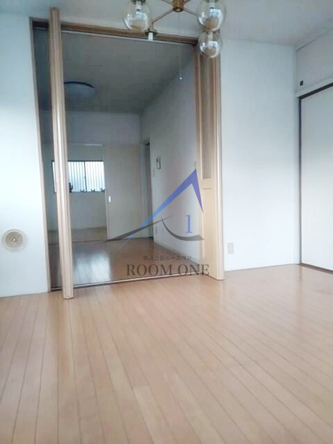 セラ若宮の居間・リビング|洋室のお部屋です。