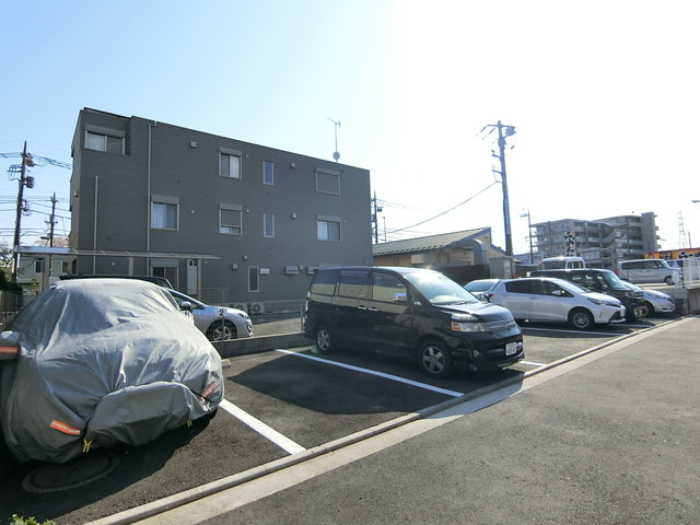 メゾン・ド・ロンの駐車場|★敷地内駐車場★