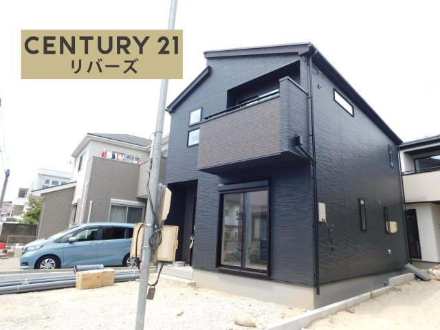 清須市中河原の新築一戸建の外観|☆１号棟☆　　いつでもご案内できます♪（お問合せ当日、平日、水曜、夜間もＯＫ）　長期優良住宅！　ＺＥＨ水準住宅！　駐車並列２台ＯＫ　洋室３帖続き間にすればリビング１８．０帖で利用可♪　収納豊富♪　