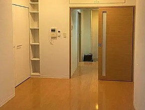 グランティアラ新御徒町アジールコートの居間・リビング