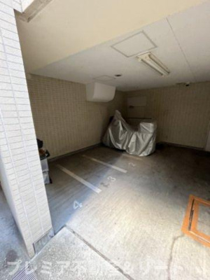 【その他共用部分】 | セントラルクリブ六本木Ⅰ | バイク置き場