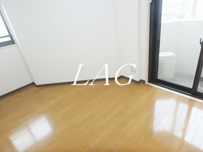 【居間・リビング】 | サンテミリオン上井草 | 洋室のお部屋です。