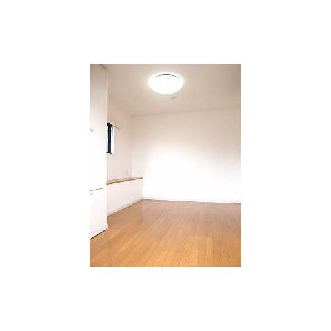【内装】 | ルーブル大井町弐番館 | リビングを別角度から