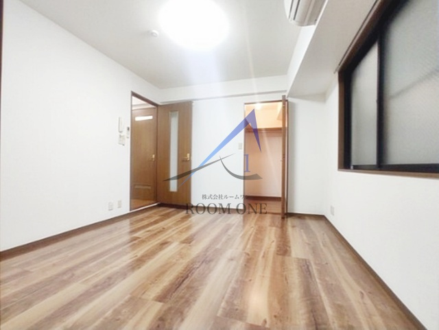 マンションHKMの居間・リビング|洋室のお部屋です。