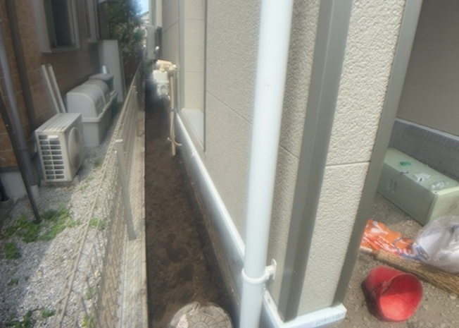 【庭】 | 横山台新築戸建 | 庭があることでガーデニングや家庭菜園はもちろん、こどもの遊び場やペットを放して遊ぶことができます。また、家の周囲に余裕があるということです。隣地との間があれば、十分な日当たりと、風通しが確保できます。