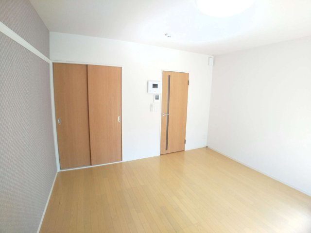クレイノシーサイド石津川の寝室|使いやすく機能的なお部屋