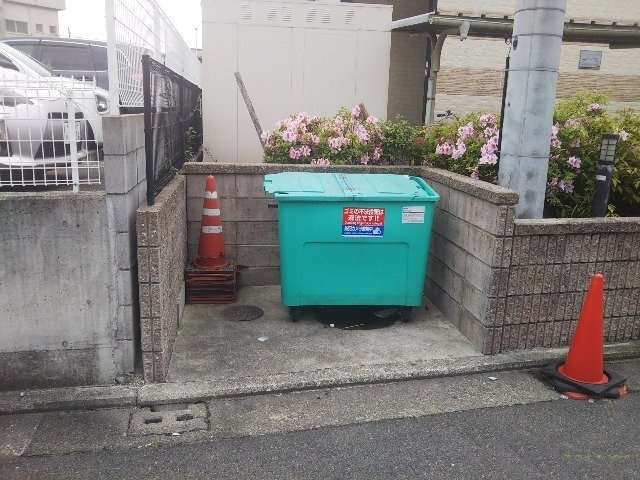 レオパレスブルームフセオの周辺
