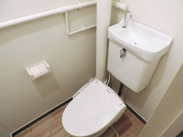 ビレッジハウス旭3号棟のトイレ|ビレッジハウスの同一物件・同一タイプの間取りの写真です