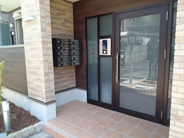 グラシアスのエントランス