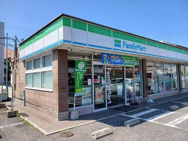 クレール和泉の周辺|ファミリーマート様まで350m