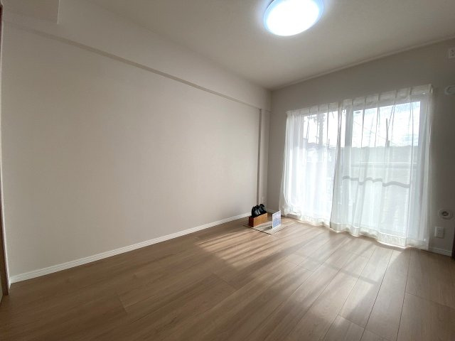 ライオンズガーデン武里の子供部屋|洋室5.7帖　間取り図右下の部屋