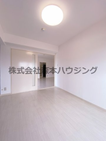 【洋室】 | 　マンショングランメール | 使いやすい洋室です