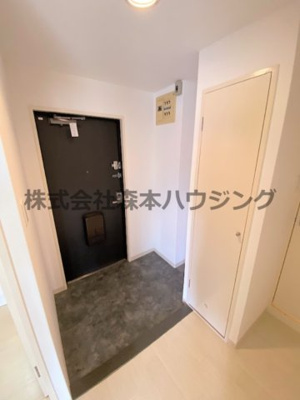 【玄関】 | 　マンショングランメール | ゆったりとした玄関です