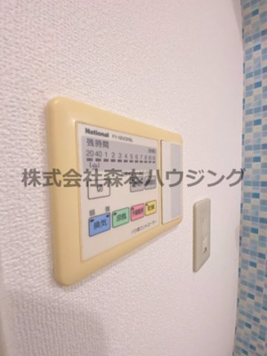 【設備】 | 　マンショングランメール | 浴室乾燥機ついてます