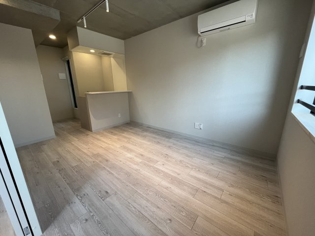 RITS SEKIMACHIの居間・リビング